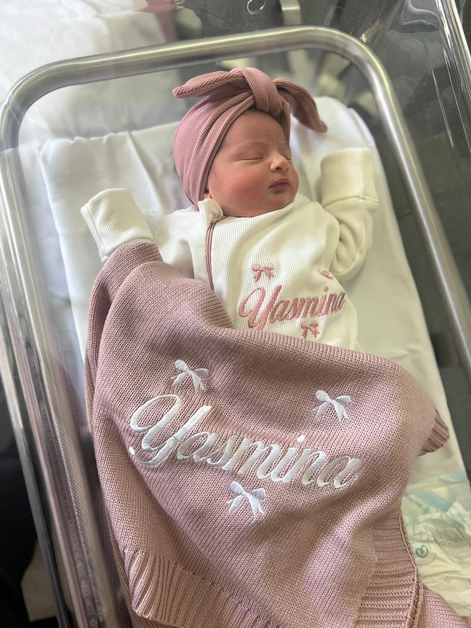 Girl winter Hospital Set (White velvet pink zipper +pink pompom winter blanket+ Headpiece)