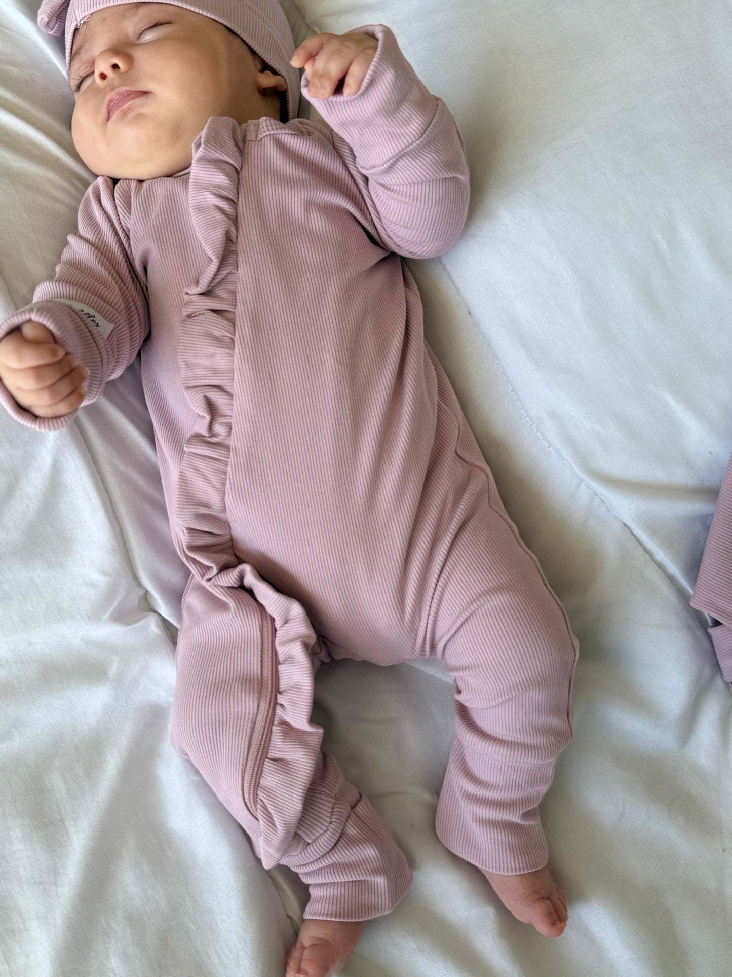 Powder pink with ruffles - Baby Overall