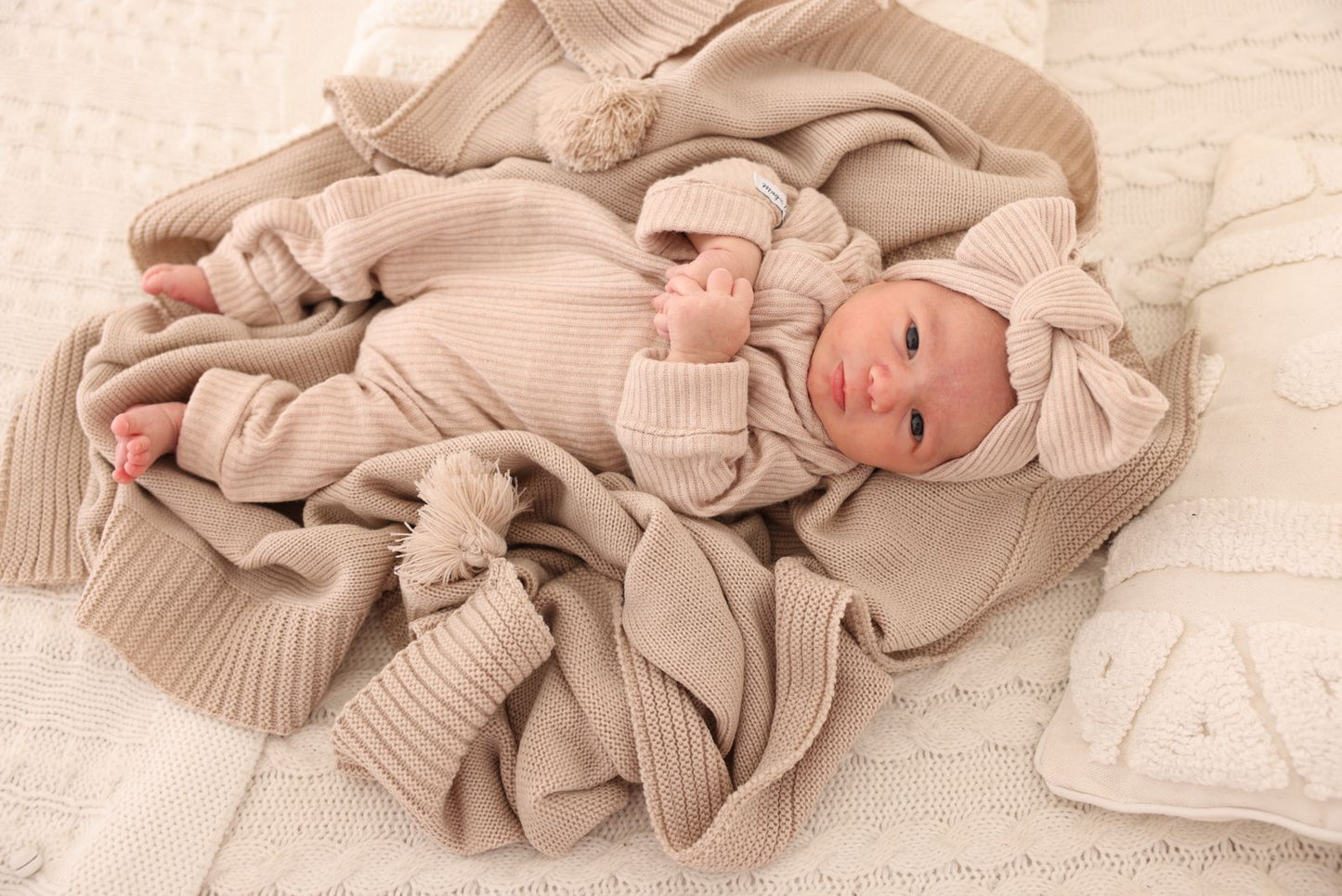 Beige - POMPOM Blanket