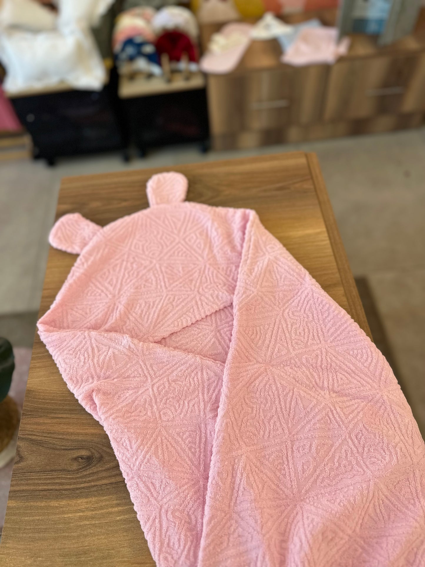 Pinky Hooded Towel