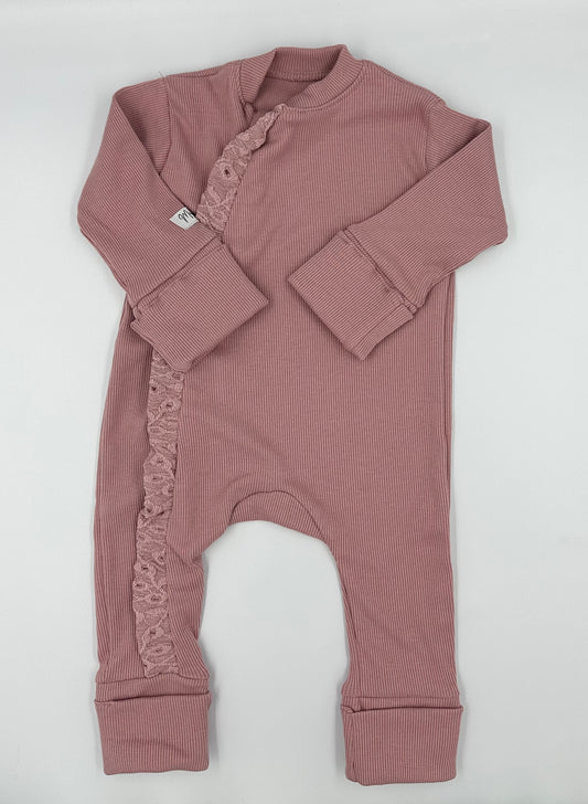 Rose blossom with ruffles - Baby Overall