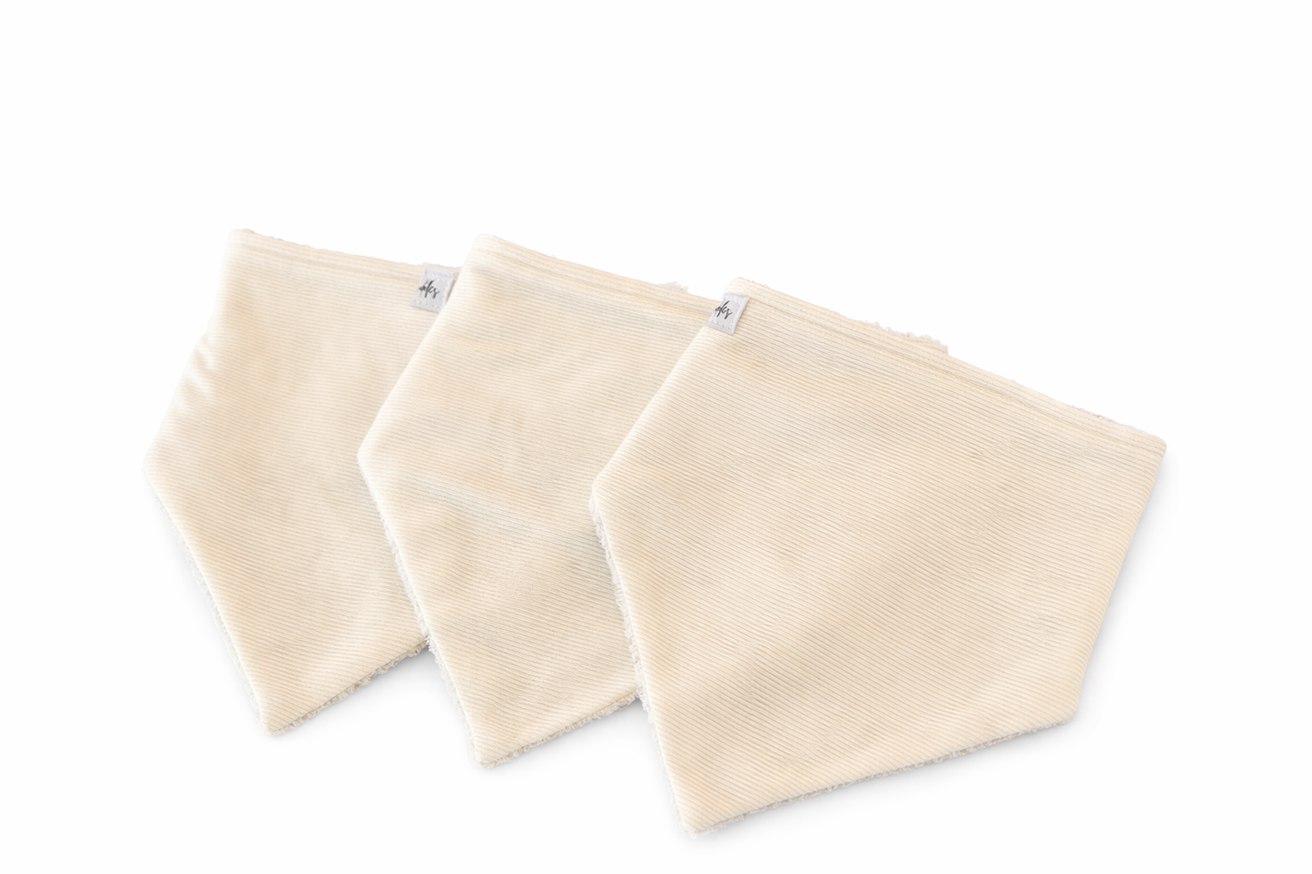 Assortment of 3 bibs(White)