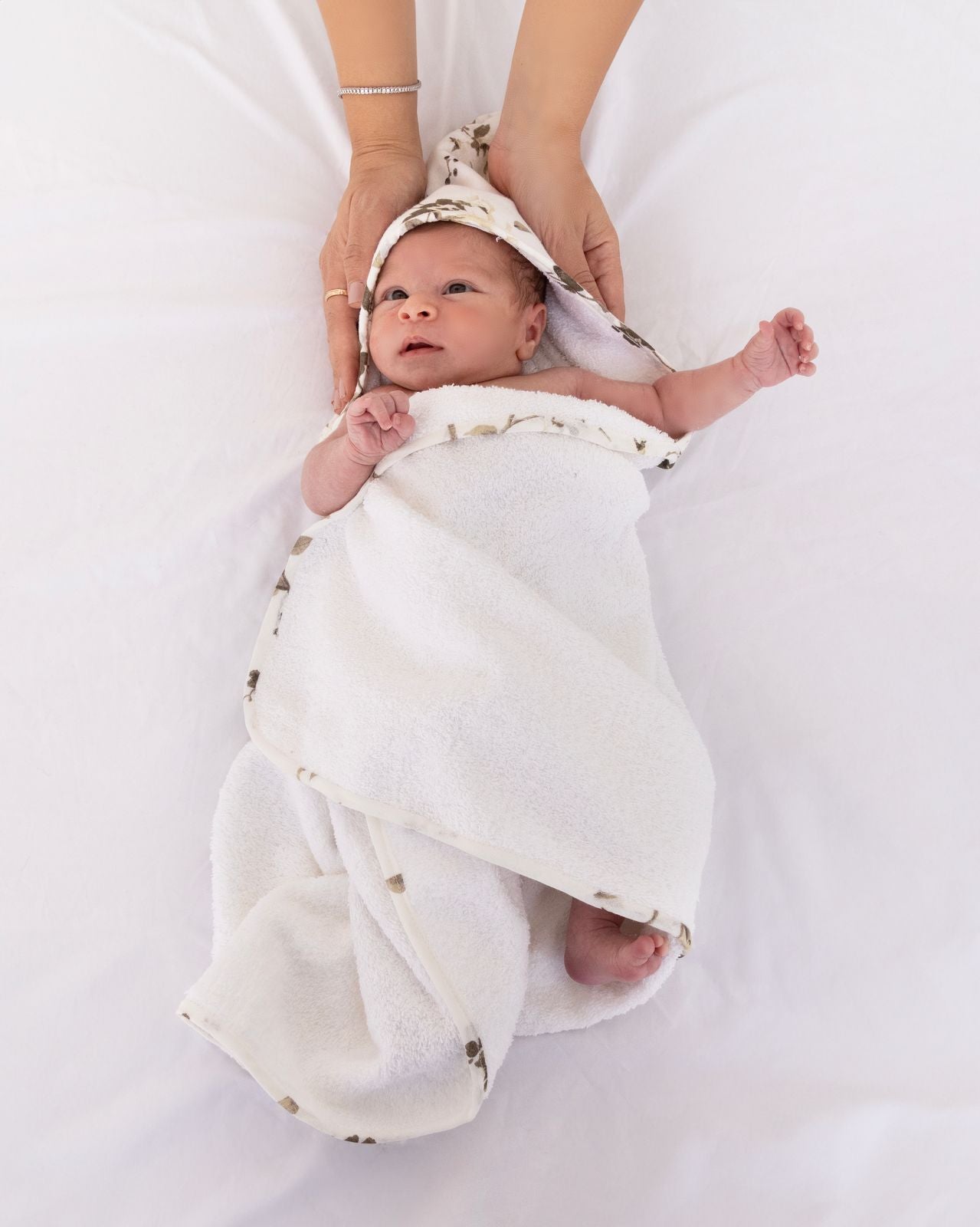 Blossom-White Hooded Towel