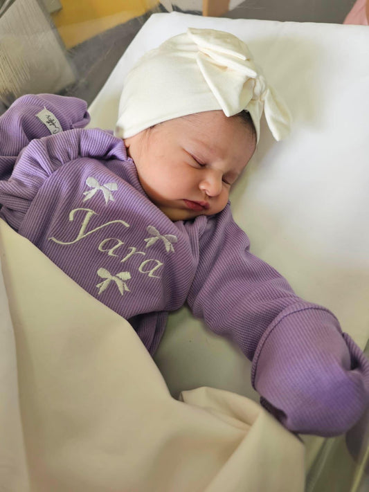 Girl in Lilac Hospital Set (White Cotton Blanket + Lilac Overall + Headpiece)