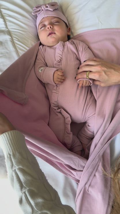 Powder pink with ruffles - Baby Overall